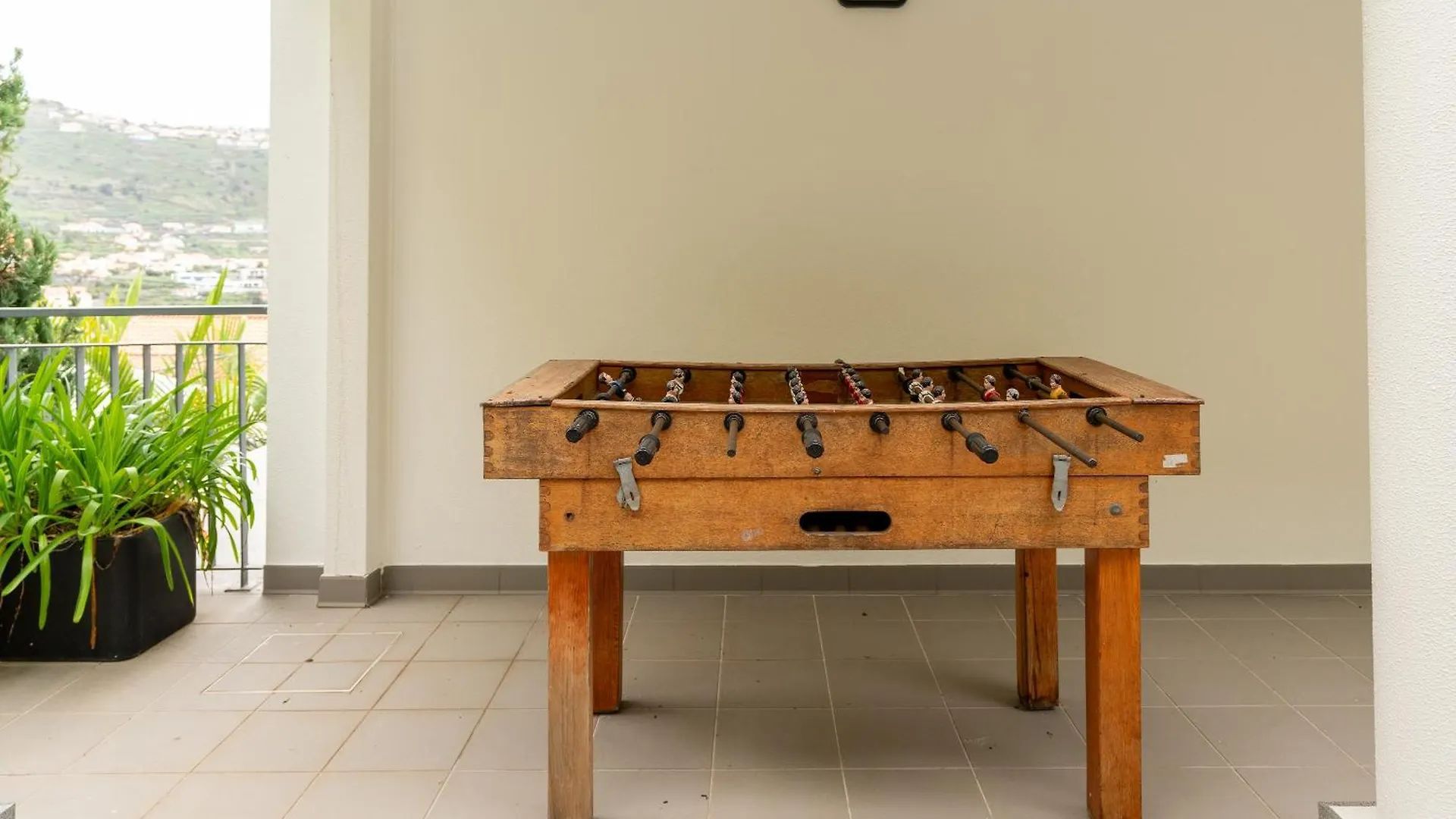 Villa Nunes, Big Holiday House With Private Pool Calheta